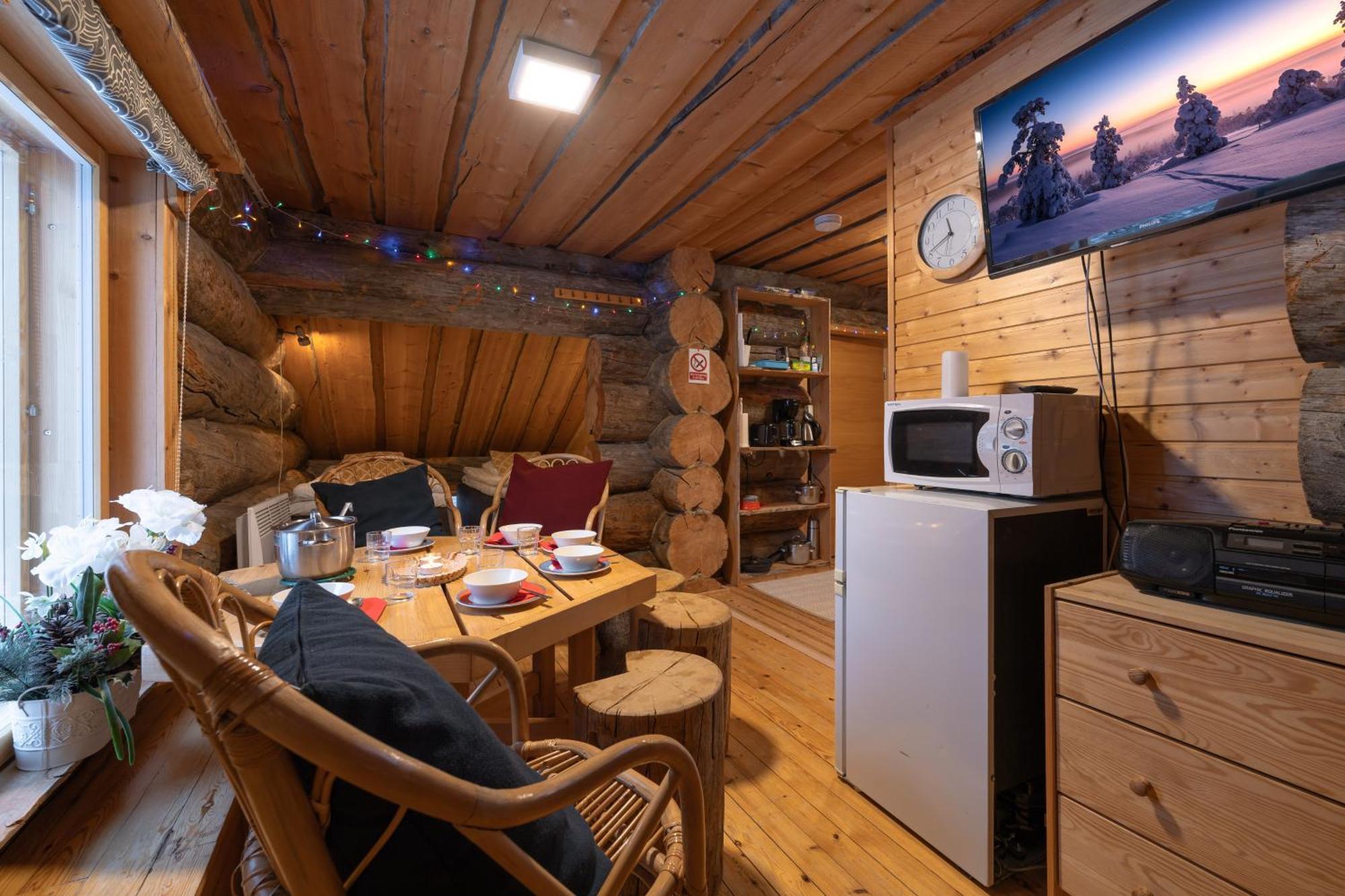 Kuukkeli Apartments Pikku-Hirvas Ja Porotokka Saariselka Quarto foto